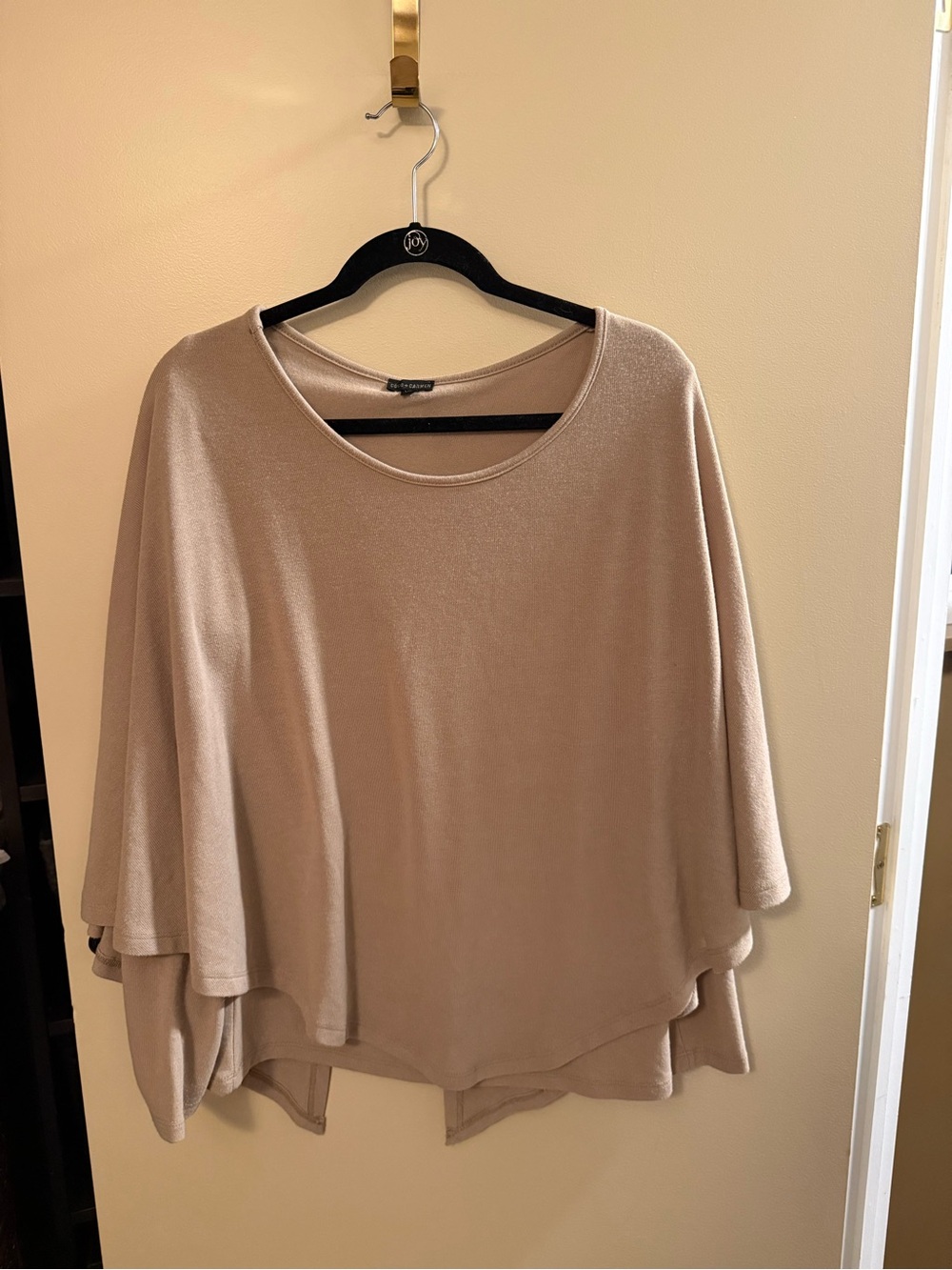 Coco + Carmen 2 in one Top -Neutral Taupe